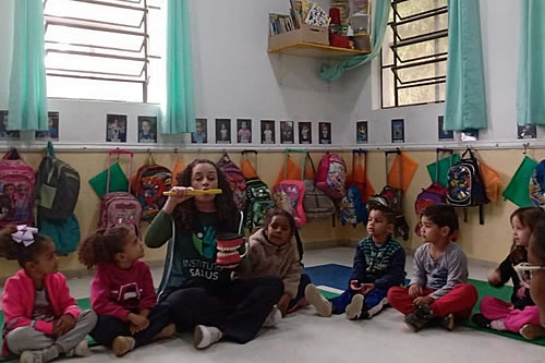 FUNDAÇÃO ABRINQ e Instituto Salus levam alegria e cuidado com a saúde bucal às crianças do Jardim Educandário, em Raposo Tavares - SP